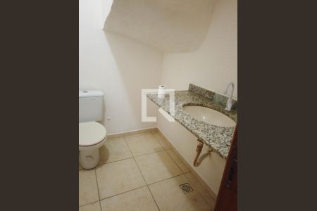Lavabo de casa de condomínio para alugar com 4 quartos, 140m² em Jacarepaguá, Rio de Janeiro