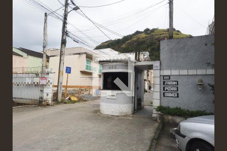 Fachada de casa de condomínio para alugar com 4 quartos, 140m² em Jacarepaguá, Rio de Janeiro
