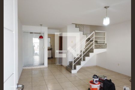 Casa de Condomínio para alugar com 4 quartos, 140m² em Jacarepaguá, Rio de Janeiro