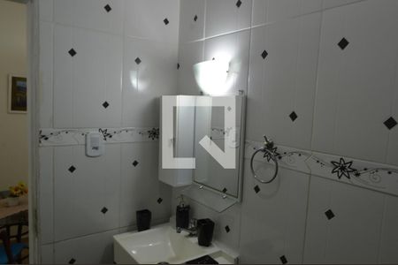 Casa de condomínio à venda com 100m², 3 quartos e sem vagaBanheiro