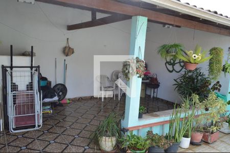 Casa de condomínio à venda com 100m², 3 quartos e sem vagaTerraço