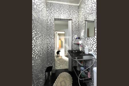 Casa à venda com 120m², 2 quartos e 1 vaga Casa à venda com 120m², 2 quartos e 1 vagaBanheiro da Suíte 1