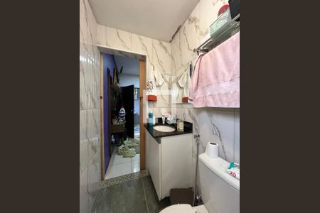 Casa à venda com 120m², 2 quartos e 1 vaga Casa à venda com 120m², 2 quartos e 1 vagaBanheiro da Suíte 2