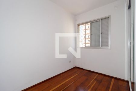 Apartamento à venda com 77m², 3 quartos e 1 vagaQuarto 2