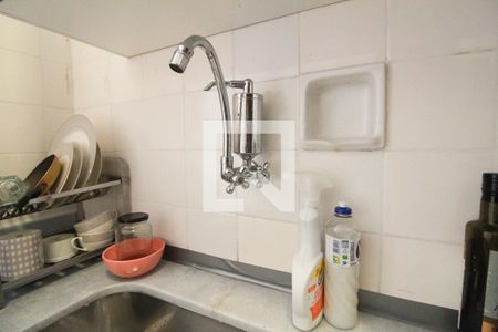 Apartamento para alugar com 82m², 3 quartos e 1 vaga Apartamento para alugar com 82m², 3 quartos e 1 vagaCozinha - torneira da pia