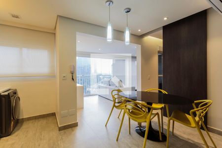 Sala de kitnet/studio para alugar com 1 quarto, 54m² em Vila Nova Conceição, São Paulo