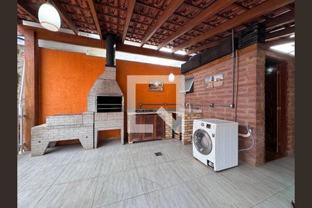 Área Externa de casa à venda com 2 quartos, 110m² em Padre Reus, São Leopoldo