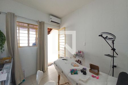 Casa à venda com 140m², 4 quartos e 2 vagas Casa à venda com 140m², 4 quartos e 2 vagasCozinha