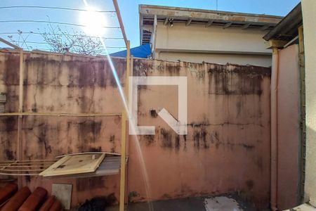 Casa à venda com 140m², 4 quartos e 2 vagas Casa à venda com 140m², 4 quartos e 2 vagasVista do Quarto 3