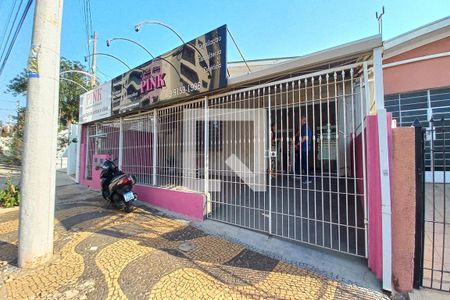 Casa à venda com 140m², 4 quartos e 2 vagas Casa à venda com 140m², 4 quartos e 2 vagasFachada do Prédio