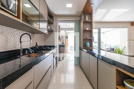 Apartamento à venda com 105m², 2 quartos e 2 vagasCozinha