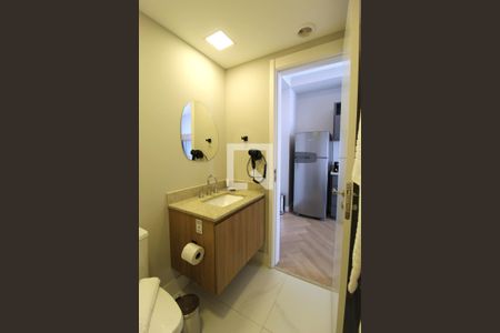 Banheiro de kitnet/studio à venda com 1 quarto, 35m² em Indianópolis, São Paulo