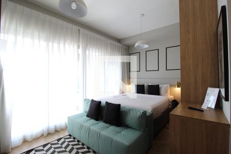 Sala/Quarto de kitnet/studio à venda com 1 quarto, 35m² em Indianópolis, São Paulo