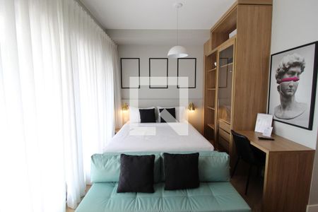 Sala/Quarto de kitnet/studio à venda com 1 quarto, 35m² em Indianópolis, São Paulo