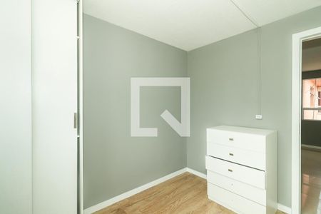 Quarto 2 de apartamento para alugar com 2 quartos, 42m² em Rubem Berta, Porto Alegre