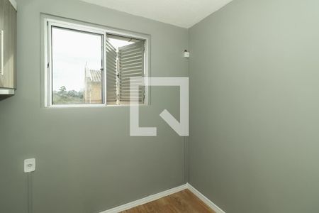 Quarto de apartamento para alugar com 2 quartos, 42m² em Rubem Berta, Porto Alegre