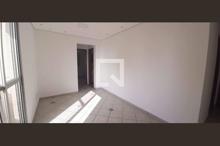 Sala de apartamento à venda com 2 quartos, 60m² em Bussocaba, Osasco