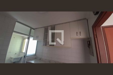 Apartamento à venda com 60m², 2 quartos e 2 vagasCozinha