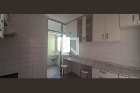 Apartamento à venda com 60m², 2 quartos e 2 vagasCozinha