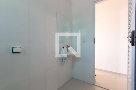 Apartamento para alugar com 65m², 2 quartos e sem vaga Apartamento para alugar com 65m², 2 quartos e sem vagaBanheiro