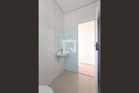 Apartamento para alugar com 65m², 2 quartos e sem vaga Apartamento para alugar com 65m², 2 quartos e sem vagaBanheiro