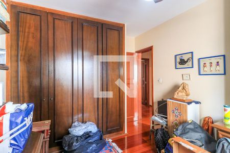 Apartamento à venda com 170m², 4 quartos e 2 vagasQuarto 2