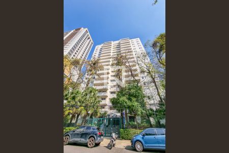 Apartamento à venda com 170m², 4 quartos e 2 vagasFachada