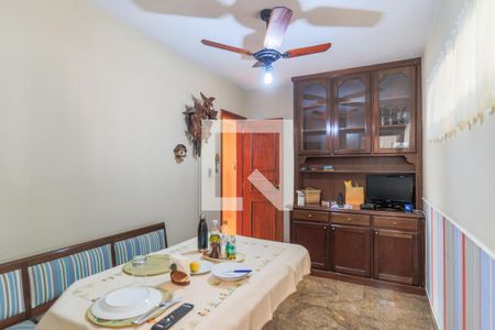 Apartamento à venda com 170m², 4 quartos e 2 vagasCopa