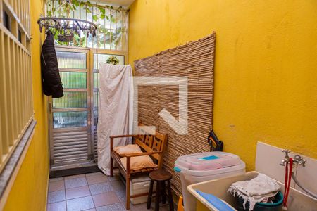 Casa à venda com 76m², 3 quartos e 2 vagas Casa à venda com 76m², 3 quartos e 2 vagasÁrea de Serviço