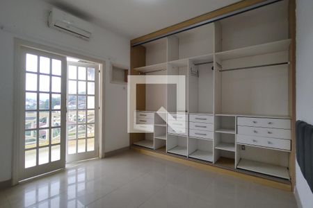 Casa de condomínio à venda com 250m², 4 quartos e 2 vagasQuarto 2 - Suíte