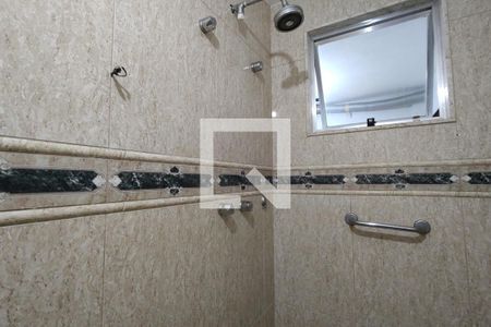 Casa de condomínio à venda com 250m², 4 quartos e 2 vagasBanheiro da Suíte