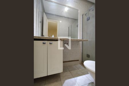 Casa de condomínio à venda com 250m², 4 quartos e 2 vagasBanheiro Social