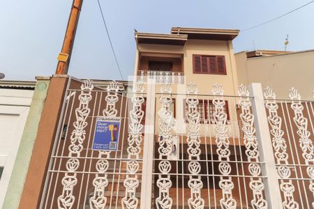 Casa à venda com 260m², 4 quartos e 3 vagasPlaca