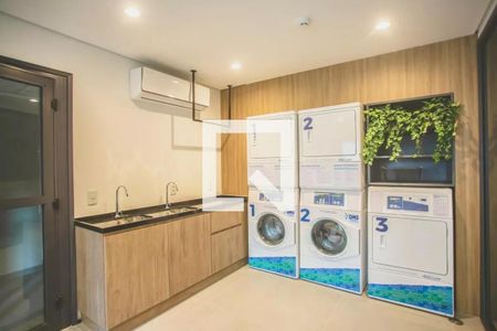 Studio para alugar com 27m², 0 quarto e sem vaga Studio para alugar com 27m², 0 quarto e sem vagaLavanderia