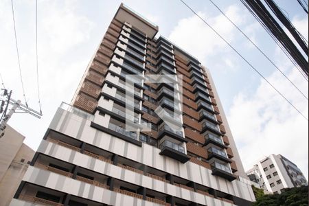 Studio para alugar com 28m², 1 quarto e sem vaga Studio para alugar com 28m², 1 quarto e sem vagaFachada