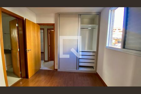 Quarto Suíte de apartamento para alugar com 3 quartos, 87m² em Buritis, Belo Horizonte