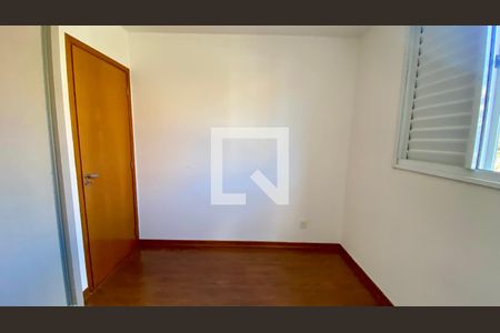 Apartamento para alugar com 87m², 3 quartos e 2 vagasQuarto 2