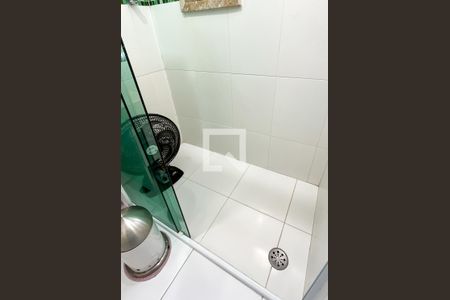 Casa à venda com 270m², 2 quartos e 3 vagasBanheiro da Suíte 1