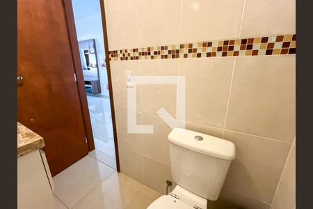 Casa à venda com 270m², 2 quartos e 3 vagasLavabo