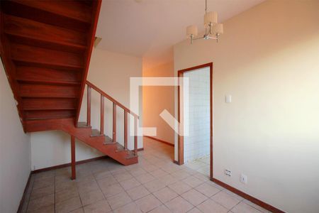 Sala de apartamento à venda com 2 quartos, 110m² em Esplanada, Belo Horizonte