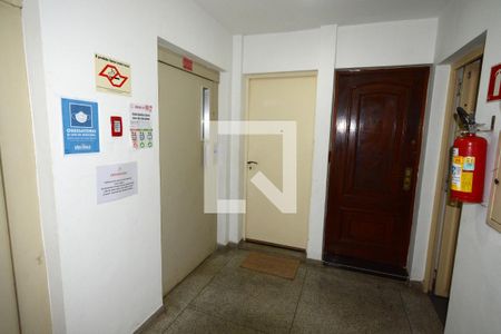 Apartamento para alugar com 60m², 2 quartos e 1 vagaHall de entrada