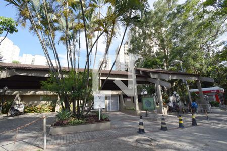 Apartamento para alugar com 60m², 2 quartos e 1 vagaFachada e portaria