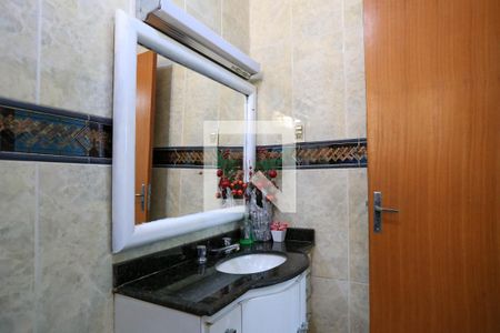 Casa à venda com 409m², 4 quartos e 4 vagas Casa à venda com 409m², 4 quartos e 4 vagasBanheiro