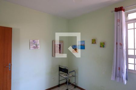 Casa à venda com 409m², 4 quartos e 4 vagas Casa à venda com 409m², 4 quartos e 4 vagasQuarto 2