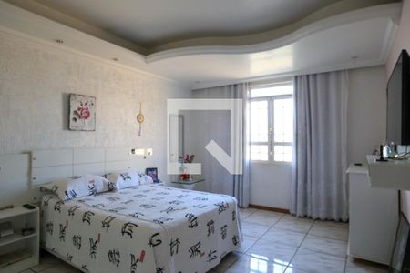 Casa à venda com 409m², 4 quartos e 4 vagas Casa à venda com 409m², 4 quartos e 4 vagasSuíte