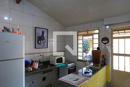 Casa à venda com 409m², 4 quartos e 4 vagas Casa à venda com 409m², 4 quartos e 4 vagasSala casa 2