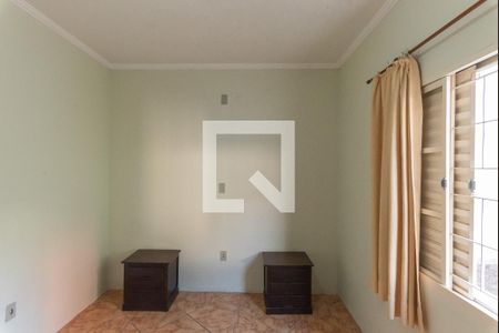 Casa à venda com 133m², 5 quartos e 2 vagasQuarto 1