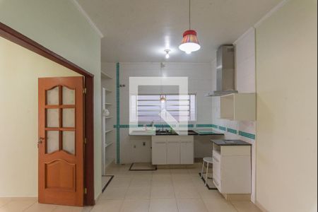 Casa à venda com 133m², 5 quartos e 2 vagasCopa e Cozinha
