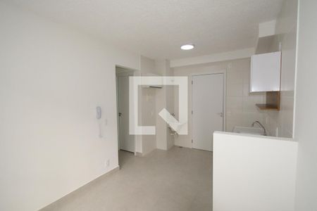 Sala/Cozinha de apartamento à venda com 2 quartos, 35m² em Socorro, São Paulo