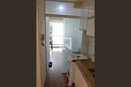 Apartamento à venda com 80m², 3 quartos e 1 vagaÁrea de Serviço